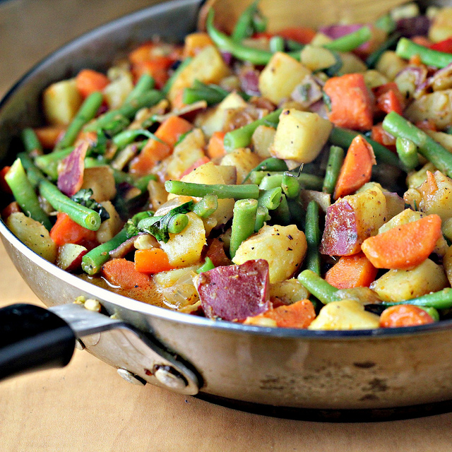 golden thai curry with green beans