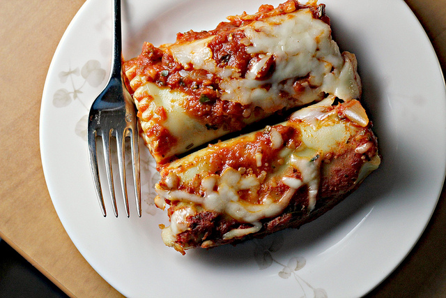 sweet potato and spinach pesto lasagna rols