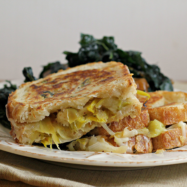 apple, leek and gruyere grilled cheese