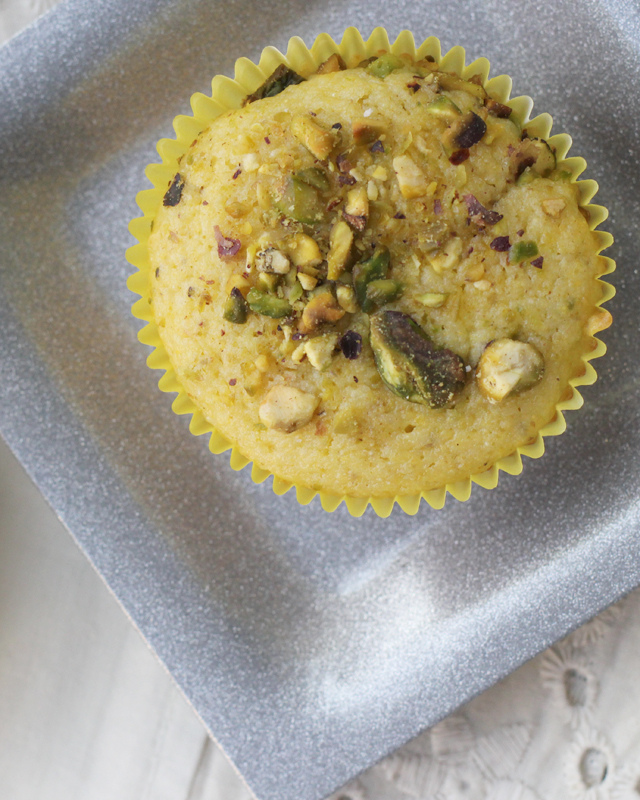 lemon pistachio cornmeal muffins