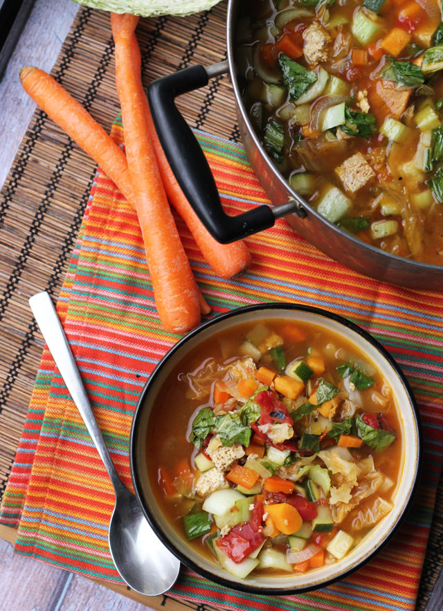 nine vegetable hot and sour soup