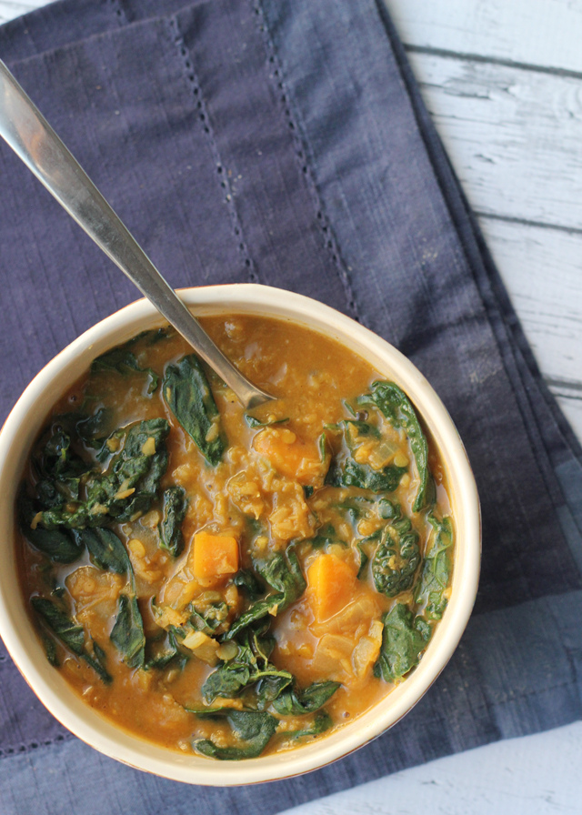 curried red lentil kale and sweet potato soup