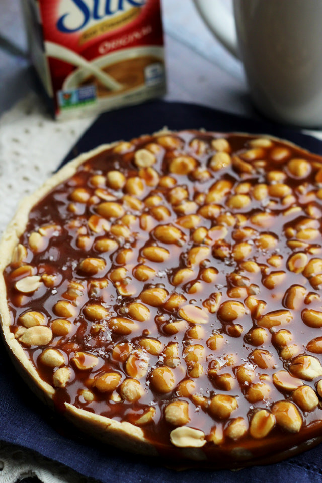 salted caramel peanut pie 1