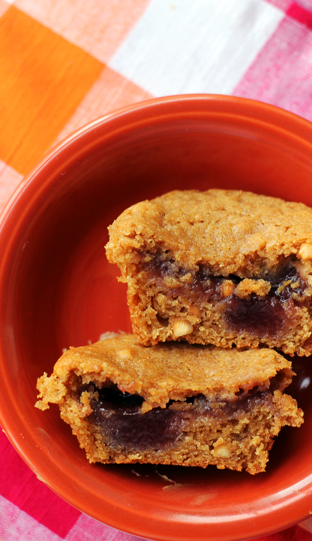 peanut butter and jelly muffins