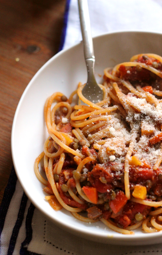 Spaghetti with Vegetarian Lentil Bolognese | Joanne Eats Well With Others