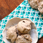 pistachio-chocolate chip meringue cookies