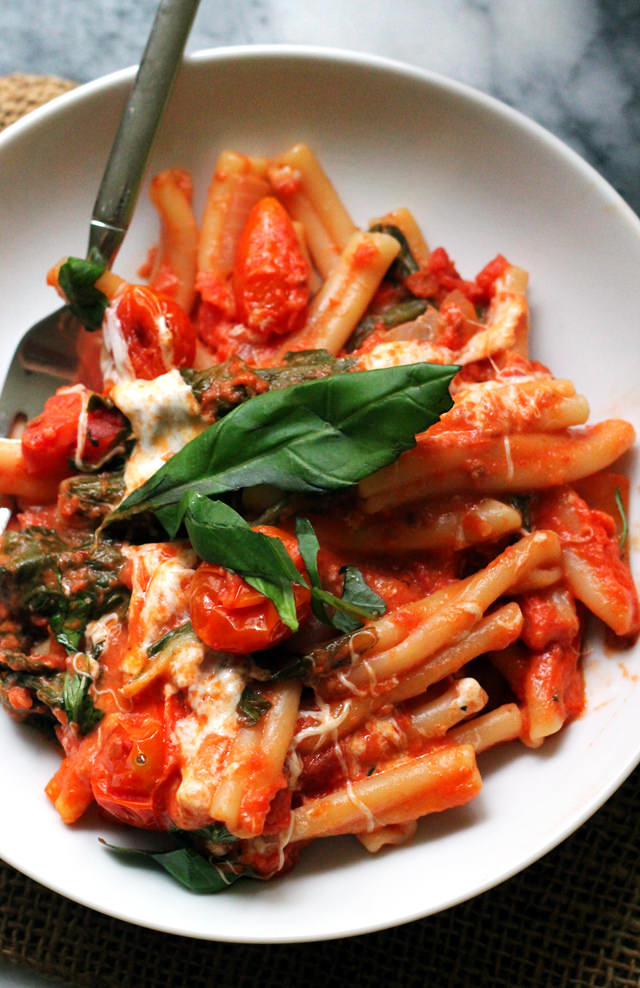 Cheesy Pasta with Tomato Cream Sauce - Joanne Eats Well With Others