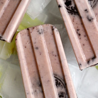 mocha cookies and cream popsicles