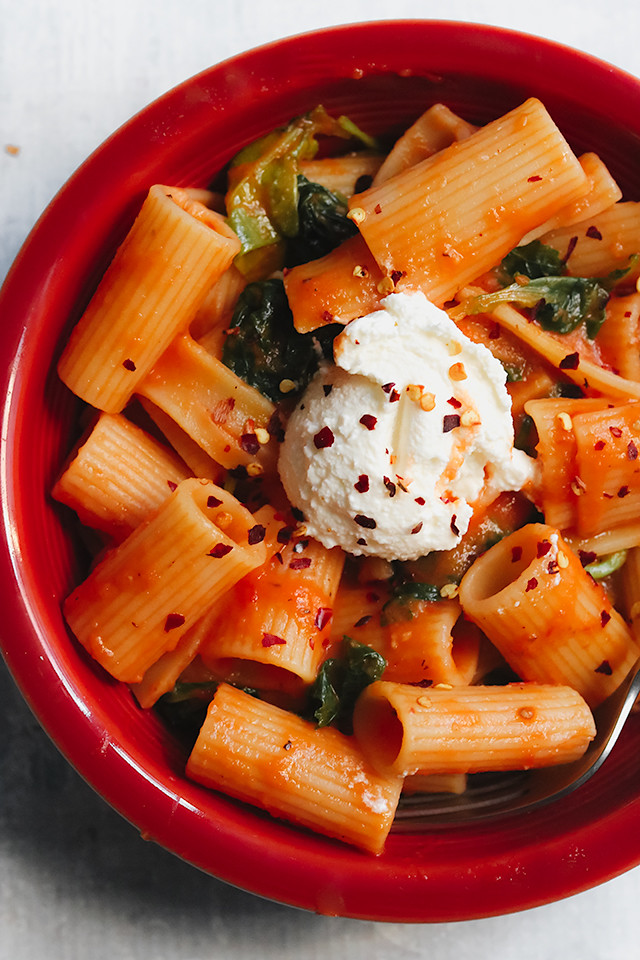 Pasta alla Pomarola - Joanne Eats Well With Others