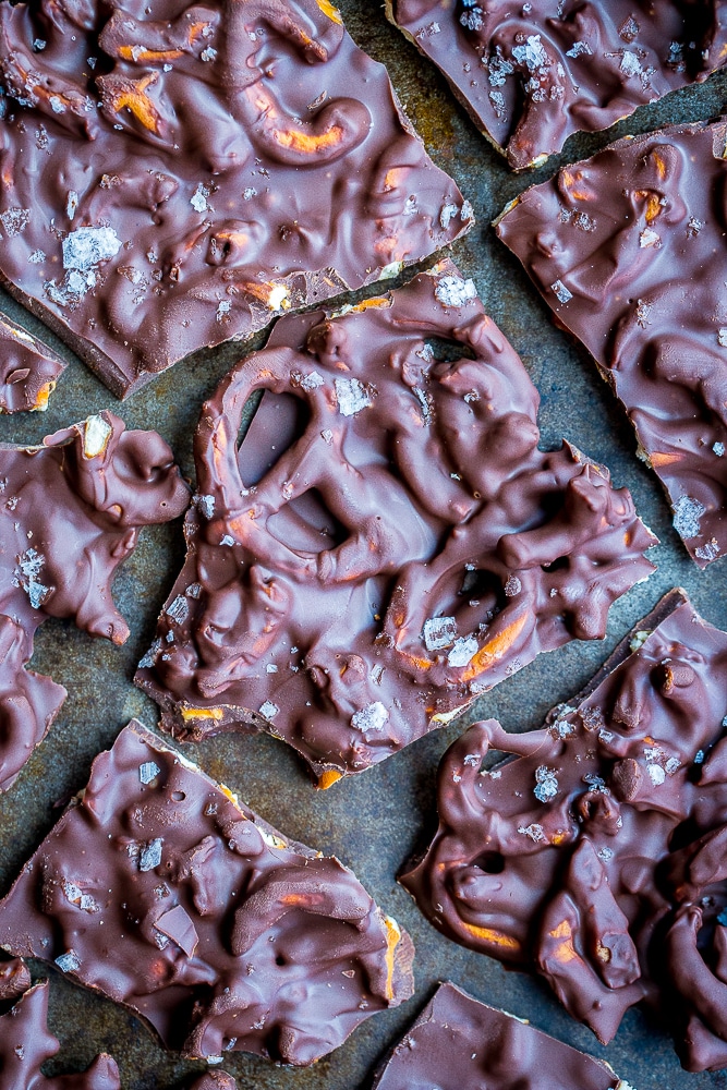 Chocolate bark with pretzels